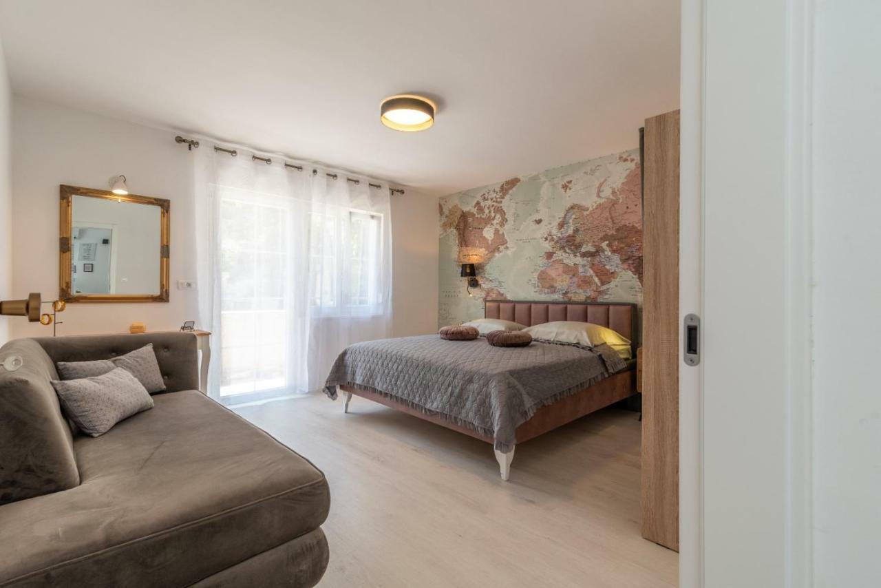 Apartment Aron Trogir Exterior foto
